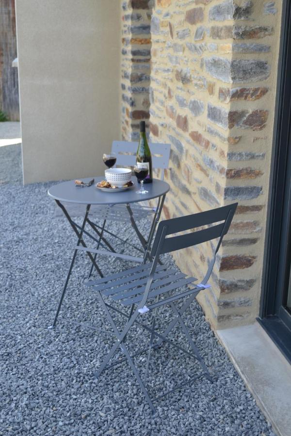 Appart Hotel La Gacilly-Centre Ville-Spa-Parking ภายนอก รูปภาพ